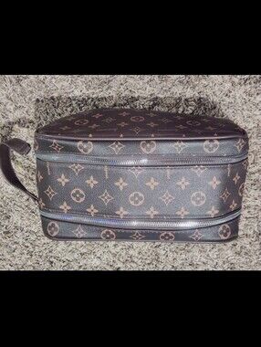 Monogram Pattern Double-Zip Toiletry Dopp Kit - Brown